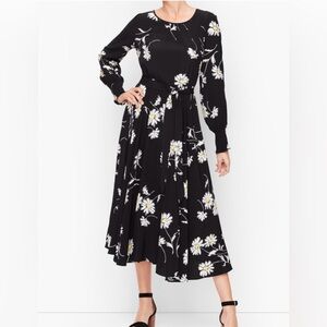 Talbots NWOT Vintage Daisy Fit & Flare  Black &white Long Sleeve Midi Dress. 12P